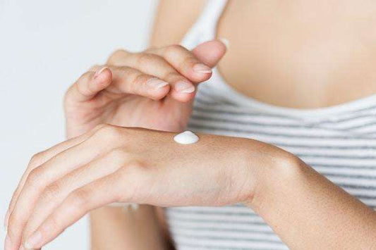 Skincare While Pregnant: Botox, Retinol, Peels & What’s Actually Safe?