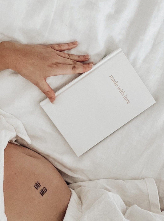 Starting a Pregnancy Journal: Ideas, Prompts & Best Pregnancy Diaries