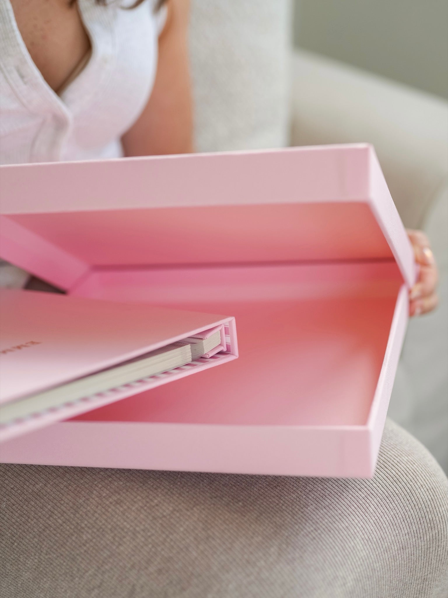 Linen keepsake box for the bespoke photo album