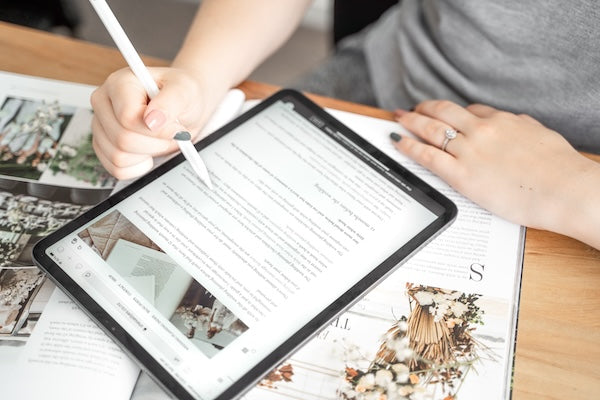 Wedding Planning Tools, Templates & Guides